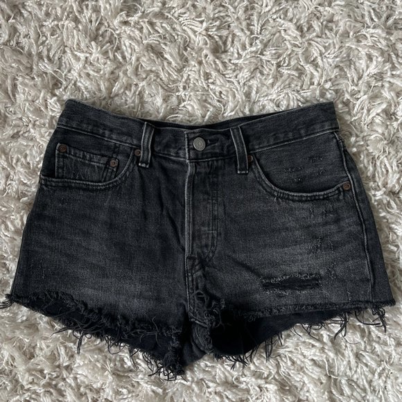Size 26 LEVIS 501 High Rise Denim Shorts - Picture 2 of 4